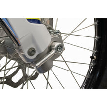 Axle Pull Handles