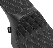 DRAG SPECIALTIES SEATS Predator III 2-Up Seat - Vinyl - Double Diamond - Silver Stitching - FLT/FLH '23-'24 4690C