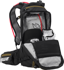 USWE Core Off-Road Daypack - 25L - Black/Bronze 5225082050