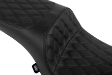 DRAG SPECIALTIES SEATS Freedom Seat - Vinyl - Double Diamond Black Stitch - Challenger '20-'25/Chieftain '25 4722B