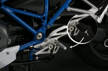 AELLA Racing Footpegs for the BMW R1200R / R1200RS