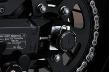 AELLA Rear Axle Nut Cover for Kawasaki Z900 / Z900RS / Cafe