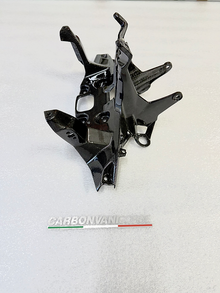 Carbonvani Carbon Fiber Fairing Stay for Ducati Panigale V4 (2025+)