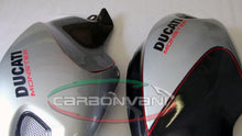 CARBONVANI - DUCATI MONSTER M696 / M796 / M1100 CARBON FIBER RH FUEL TANK SIDE PANEL SILVER WITH FRAME AND MESH