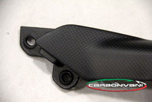 CARBONVANI - DUCATI 2017+ SUPERSPORT / S CARBON FIBER CHAIN GUARD