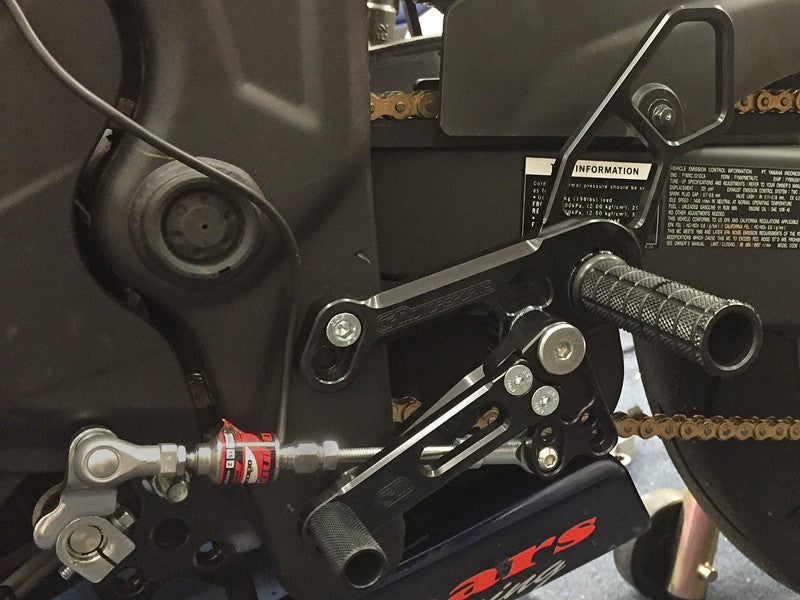 WOODCRAFT Yamaha R3 (2015) Adjustable  Standard Shift Rearset Assembly Complete W/Shift & Brake Pedal  Black
