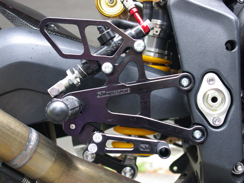 WOODCRAFT Triumph Street Triple 13-16 (NO Q/S) Complete Standard Shift Rearset Kit  with Shift and Brake Pedals  BLACK