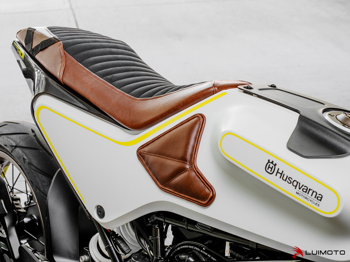 LUIMOTO (Vintage Classic) Rider Seat Cover for the HUSQVARNA VITPILEN 401 (2019)