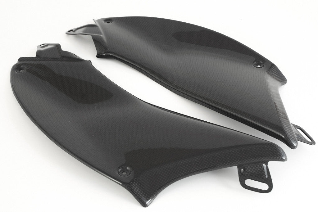MOTOCORSE - CARBON FIBER UNDER TANK SIDE PANEL SET FOR DUCATI DIAVEL 2010-16