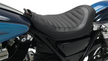 MUSTANG Perewitz Solo Seat - Hinge Mount - FXR 76990