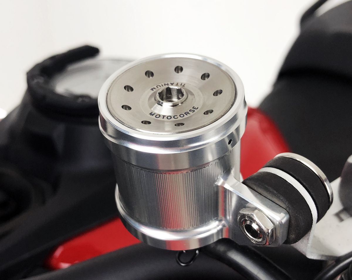 Motocorse Billet Aluminum Round Brake Reservoir With Titanium Cap (49mL)