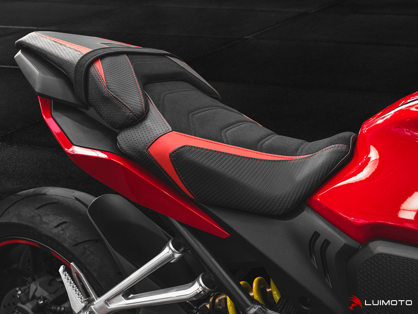 LUIMOTO Sport Cafe Rider Seat Cover for the HONDA CBR650R (19-23)