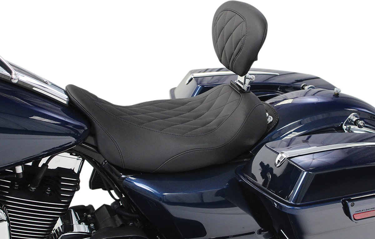 MUSTANG Wide Tripper™ Solo Seat - With Removable Driver Backrest - FL '08-'25 79725