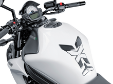 PUIG HI-TECH PARTS Tank Pad - Xtreme - Carbon 7597C