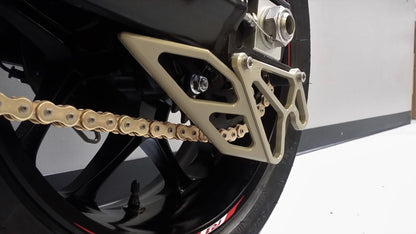 Attack Performance Race Lifter and Shark Guard Kit for Yamaha YZF-R1 (2015+) and YZF-R6 (2017+)