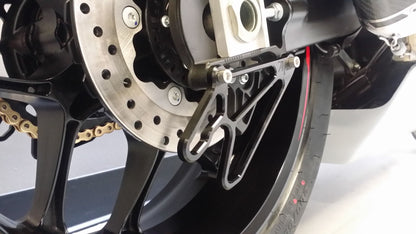 Attack Performance Race Lifter and Shark Guard Kit for Yamaha YZF-R1 (2015+) and YZF-R6 (2017+)