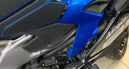 TechSpec Tank Grip Pads for the Kawasaki Ninja ZX-25R (2020+)