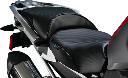 SARGENT World Sport™ Performance Seat - Black - Carbon FX - Regular - BMW R1200 '13-'19 WS-620-19