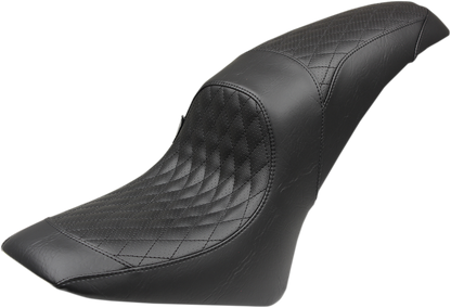 MUSTANG Shope Tripper Seat - Diamond - Scout '15-'24 76306