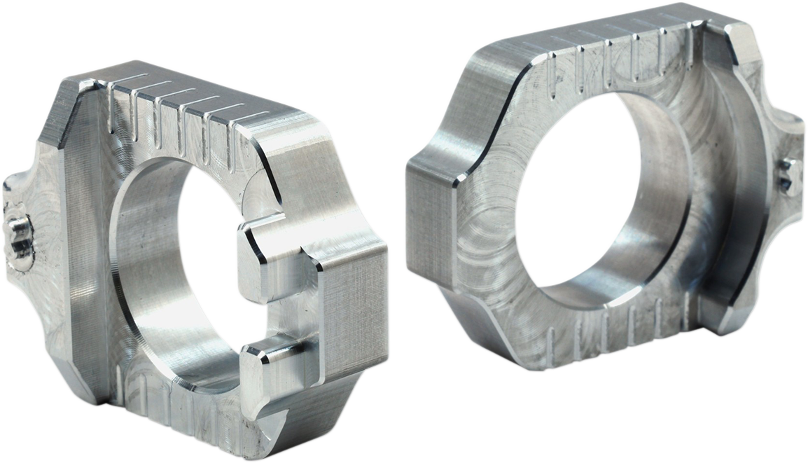 WORKS CONNECTION Elite Axle Block - Silver - YZ 250F/450F 17-325
