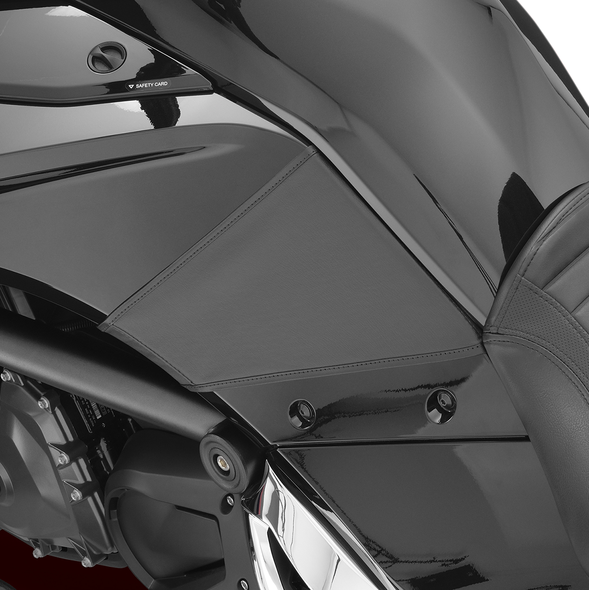 SHOW CHROME Gas Tank Mini Bra - Black - Can-Am H40-303BK