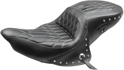 MUSTANG Heated Seat - with Backrest - Diamond - Chief/Chieftan/Roadmaster/Dark Horse '14-'24 79664WT