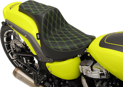 DRAG SPECIALTIES SEATS Predator III Seat - Double Diamond - Silver Stitched - FXFB/S '18-'23 0802-1073
