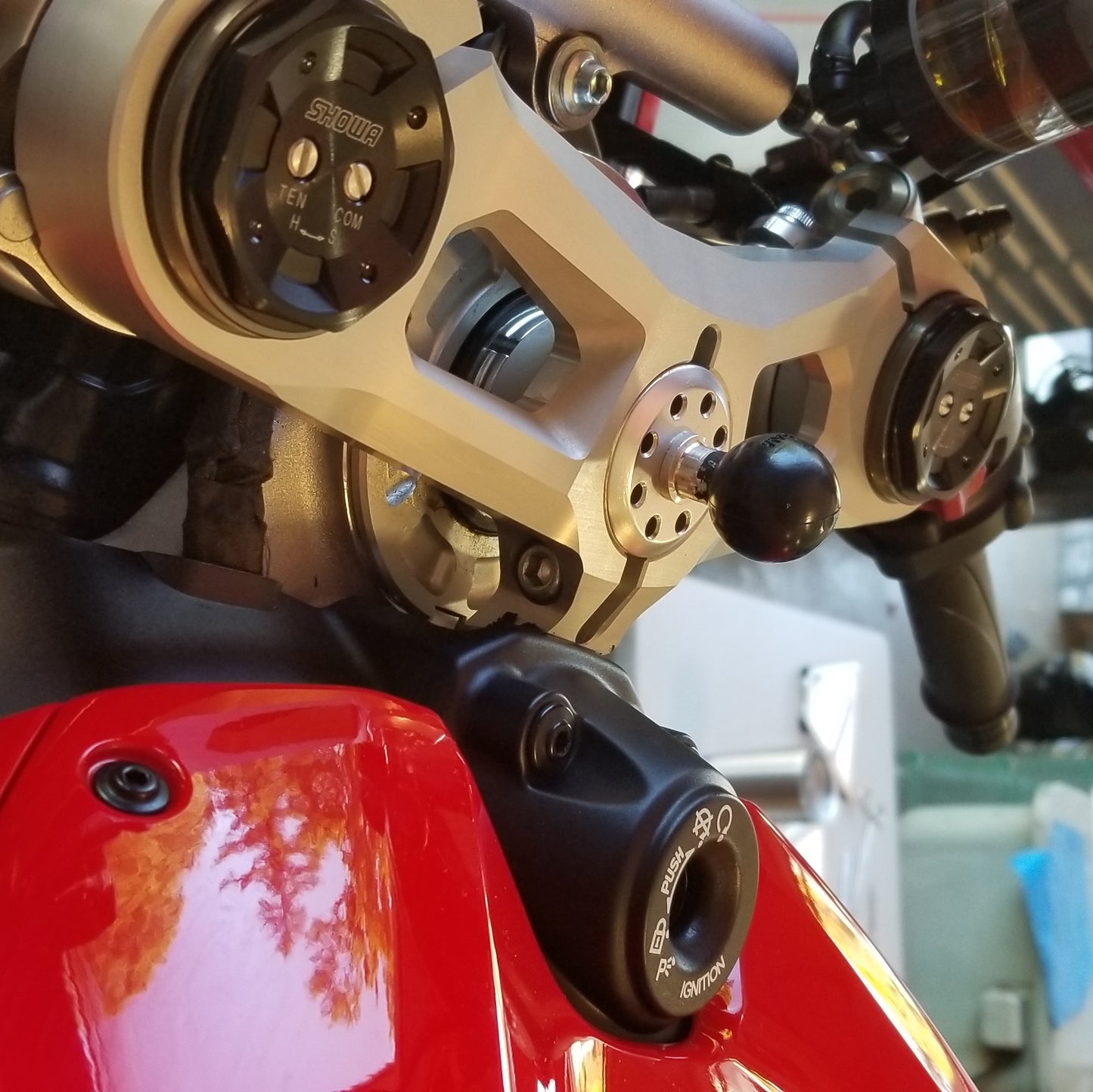 COX Racing RAM Mount Steering Head Nut for all Ducati Panigale V2 (twin cylinder models), and MV Agusta F4 (2010+), Brutale / Rush 1000, and Brutale 675/800, and Dragster (32mm)