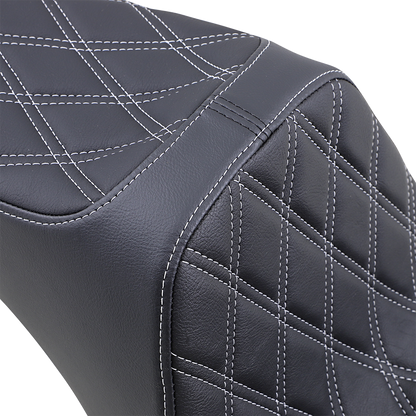 DRAG SPECIALTIES SEATS Predator III 2-Up Seat - Vinyl - Double Diamond - Silver Stitching - Softail '06-'17 08021439