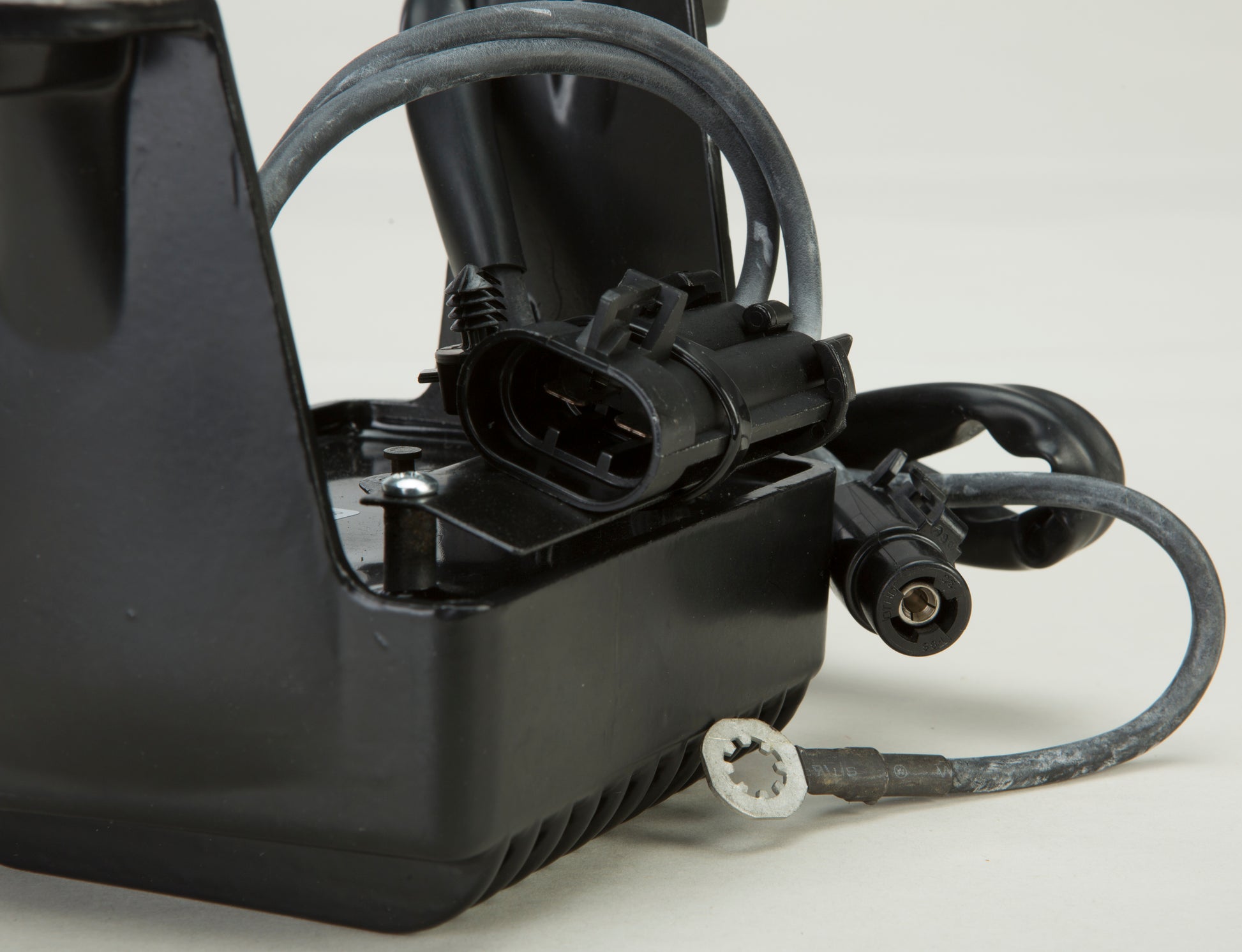 Regulator Black Touring `04 05 OEM 74505 04
