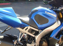 TechSpec Tank Grip Pads for the Kawasaki ZX6R / ZX9R (2000-04)
