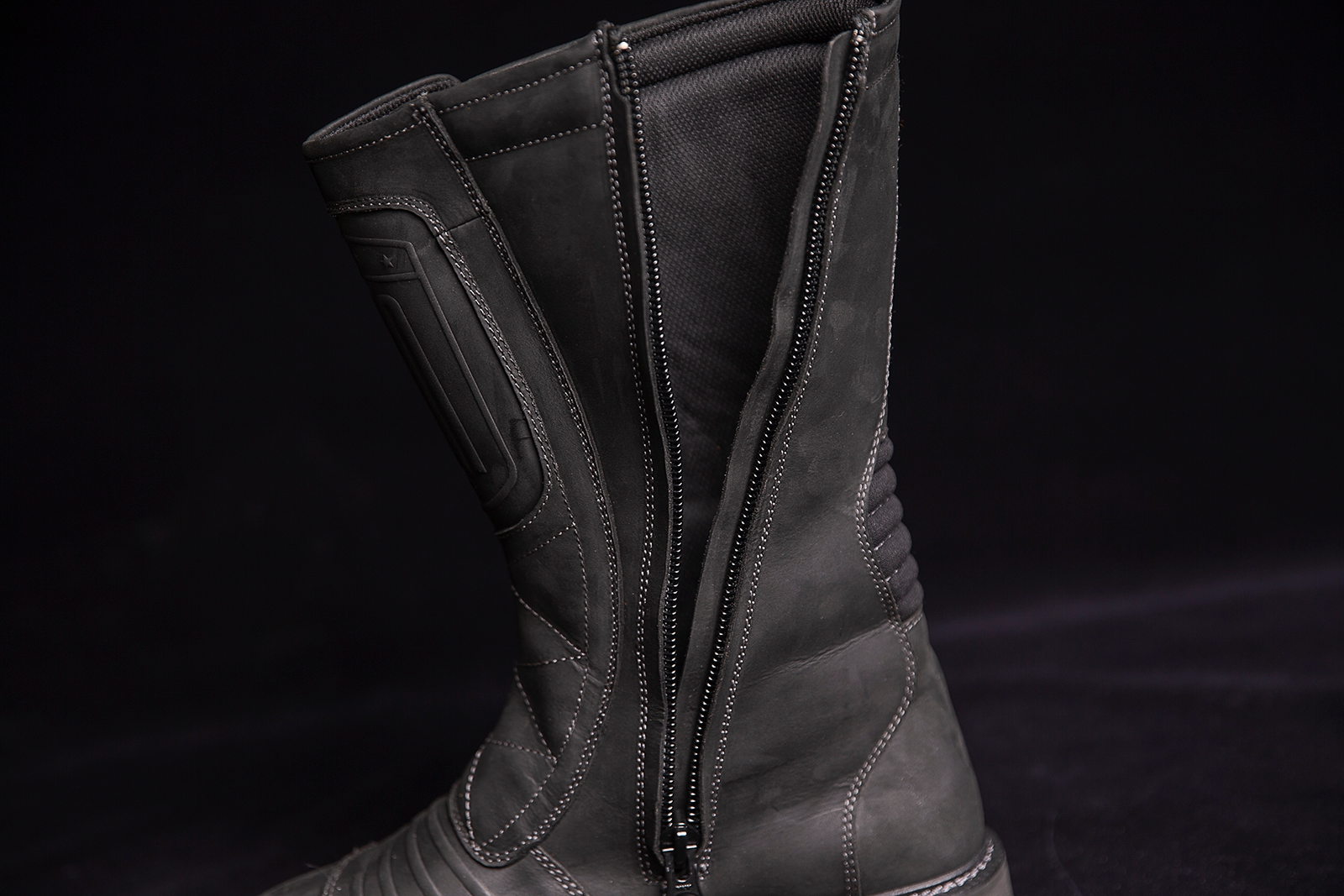 ICON Elsinore 2™ CE Boots - Black - Size 8 3403-1209