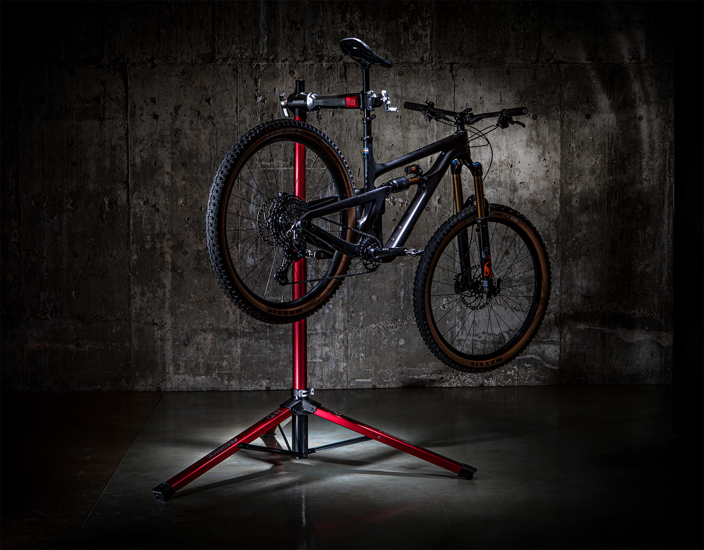 FEEDBACK SPORTS Pro Mechanic HD Bike Repair Stand 17650