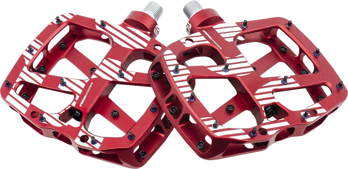E*THIRTEEN Plus Pedals - Flat - Aluminum - Red PD2UPA-101