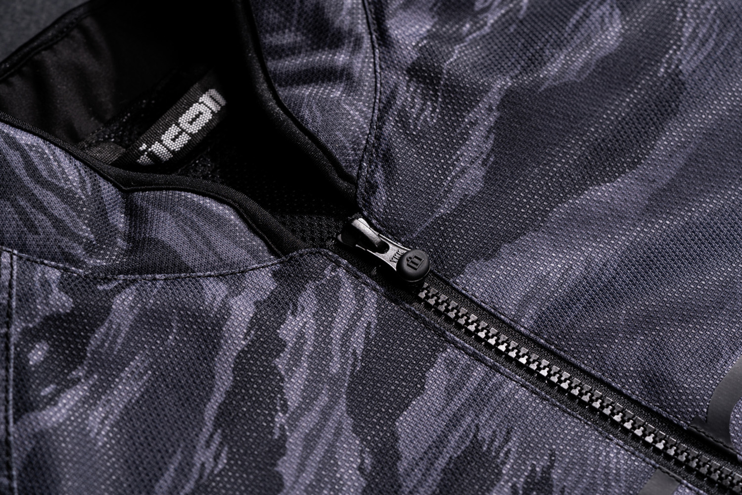 ICON Hooligan CE Tigersblood™ Jacket - Gray - Small 2820-6159