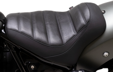 MUSTANG Runaround Seat - Solo - Black - Tuck-n-Roll - Chief '22-'24 88200