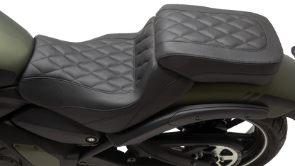 MUSTANG Squareback Seat - Passenger - Black - Diamond Stitch - Vulcan S '15-'23 76431