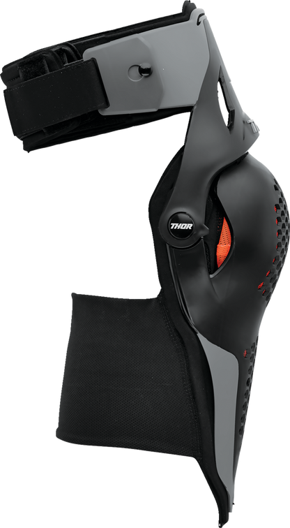 THOR Sentinel Knee Guards - Black - L/XL 2704-0682