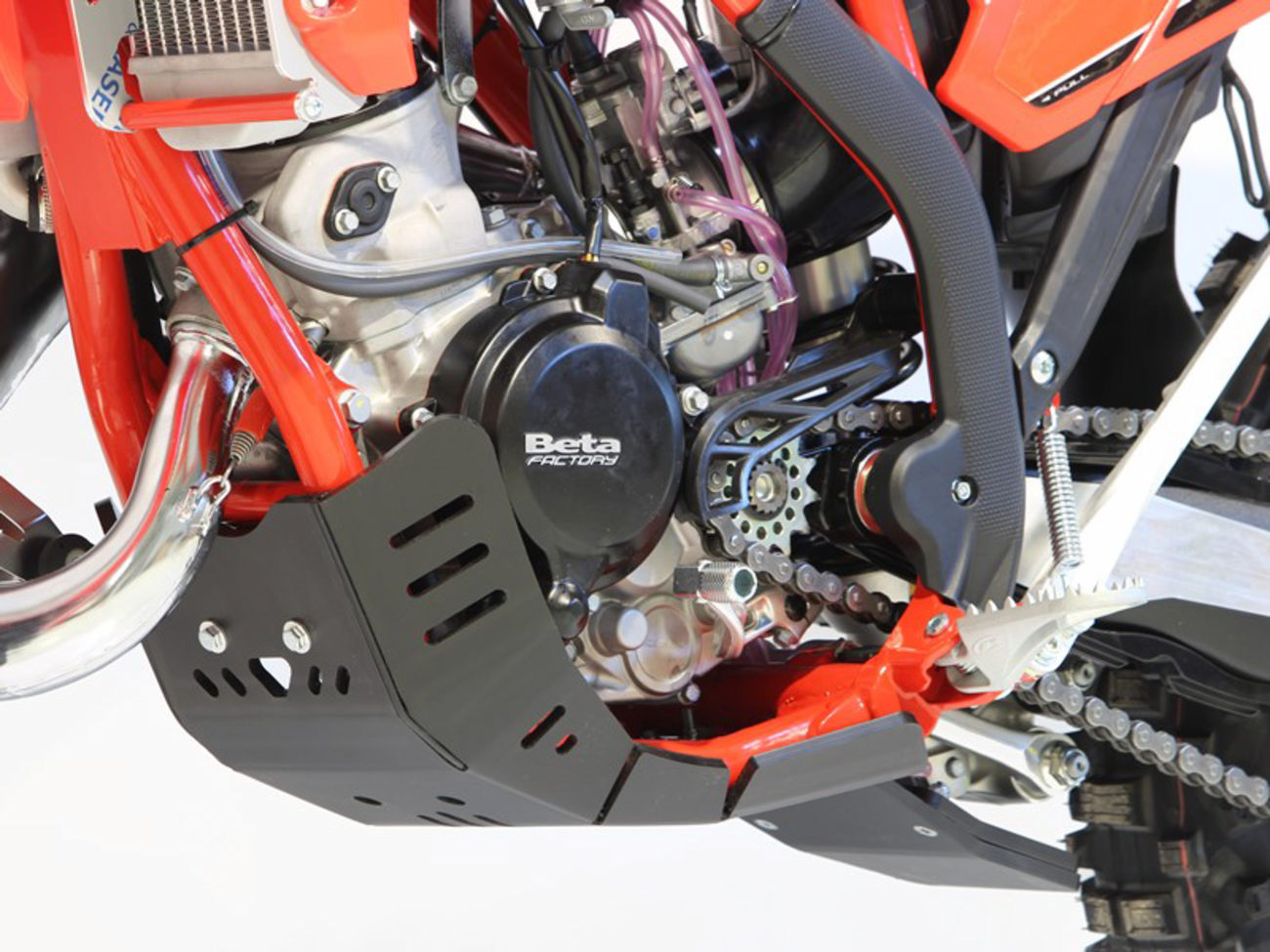 AXP RACING Xtrem Skid Plate - Black - Beta - 125/200 RR AX1685