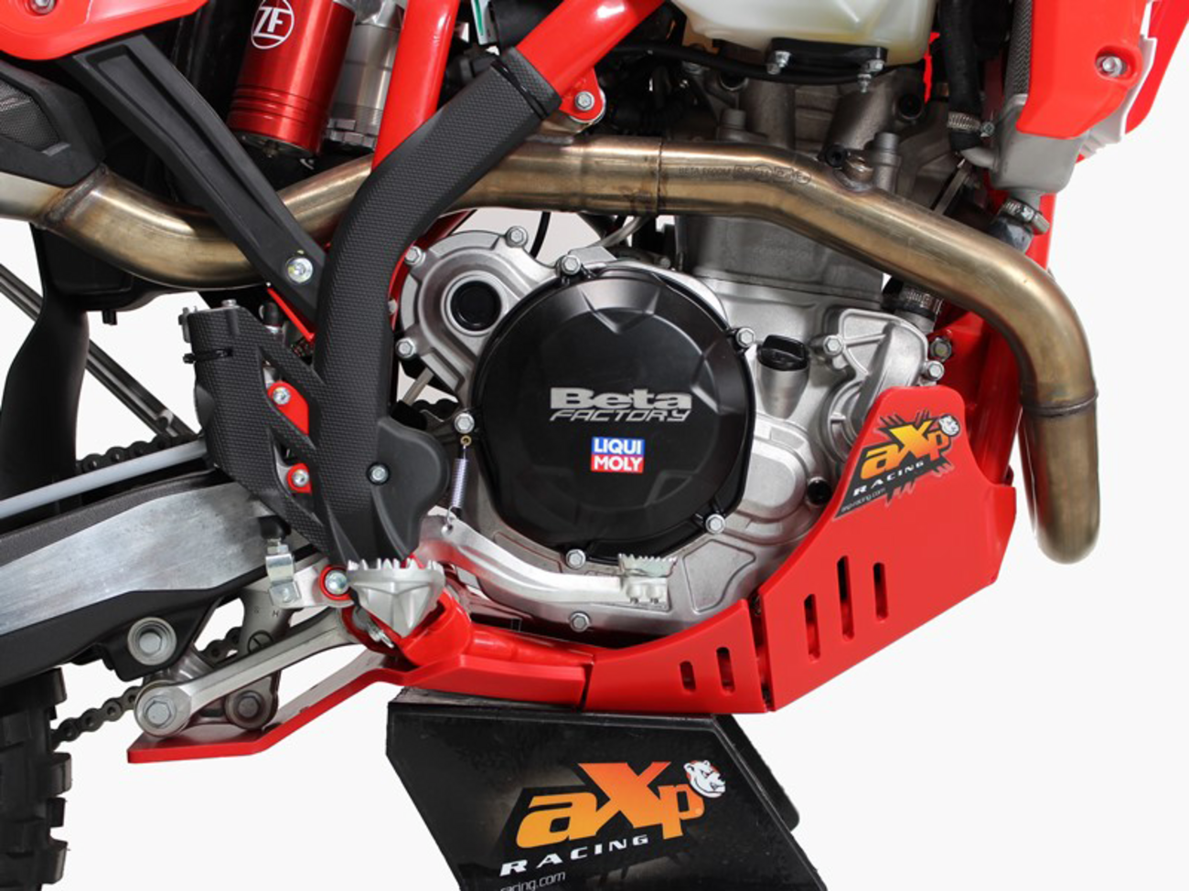 AXP RACING Xtrem Skid Plate - Red - Beta AX1684