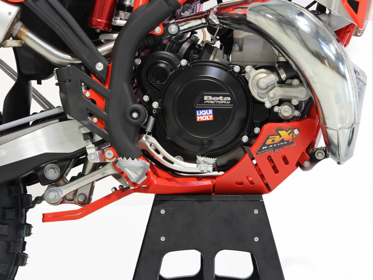 AXP RACING Xtrem Skid Plate - Red - Beta - 250/300 X-Trainer AX1682