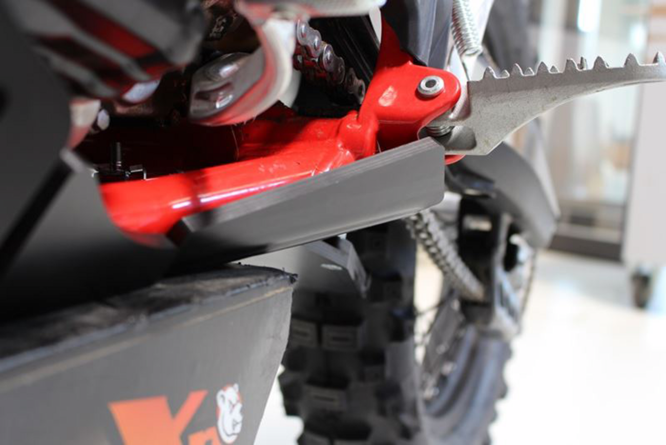 AXP RACING Xtrem Skid plate - Black - Beta - 250/300 RR AX1550