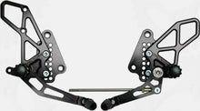 Rear Set Complete Blk Suz