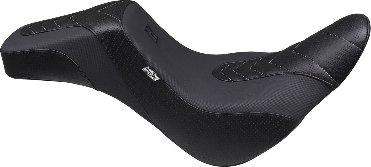 MUSTANG Signature Series Squareback™ Seat - Gripper Vinyl - Chevron - Gunmetal Stitch - Softail '18-'24 76323GM