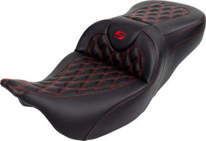 SADDLEMEN Roadsofa™ Seat - with Backrest - Red Stitch - FL '08-'23 808-07B-182B4