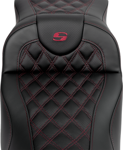 SADDLEMEN Roadsofa™ Extended Reach Seat - Lattice Stitch - Wine Berry Stitch - with Backrest - FL '08-'24 808-07B-184B8