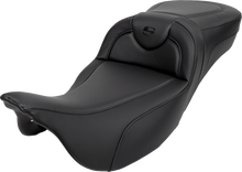 SADDLEMEN Roadsofa™ Extended Reach Seat - Carbon Fiber - Black Stitch - without Backrest - FL '08-'24 808-07B-18600