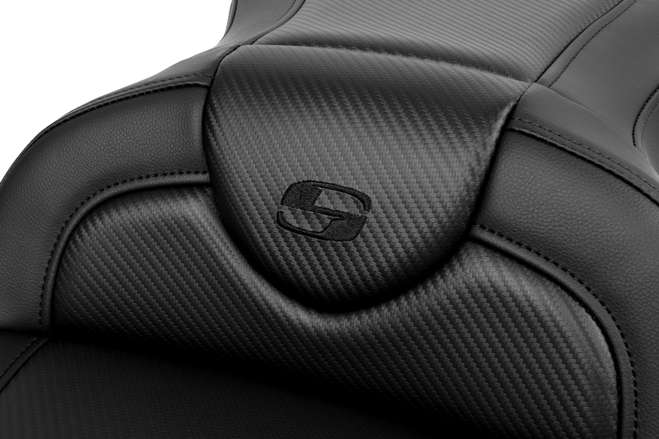 SADDLEMEN Roadsofa™ Seat - without Backrest - Carbon Fiber - Black Stitch - 'FL '08-'19 808-07B-18500