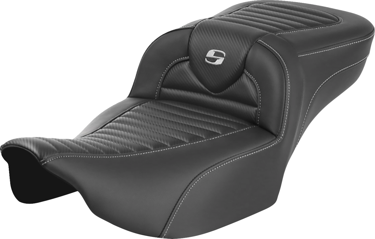SADDLEMEN Roadsofa™ Extended Reach Seat - without Backrest - Tuck-n-Roll - Carbon Fiber - FLTR/FLHX '23-'24 823-07-20500