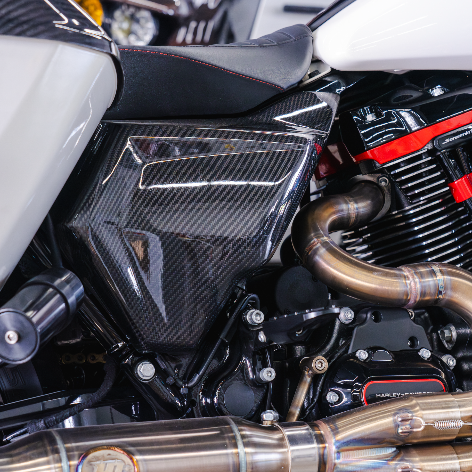 Carbon Fiber Side Covers Flh/Flt 23 25 (Ex Flhr)